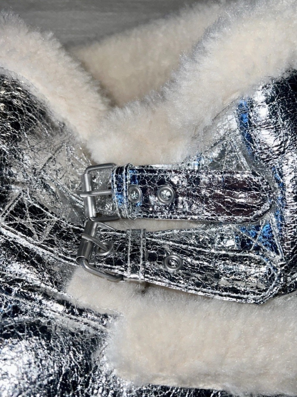 NWT BLANKNYC Shinning Star Metallic Moto Jacket Faux Leather/Sherpa Small - Picture 14 of 16